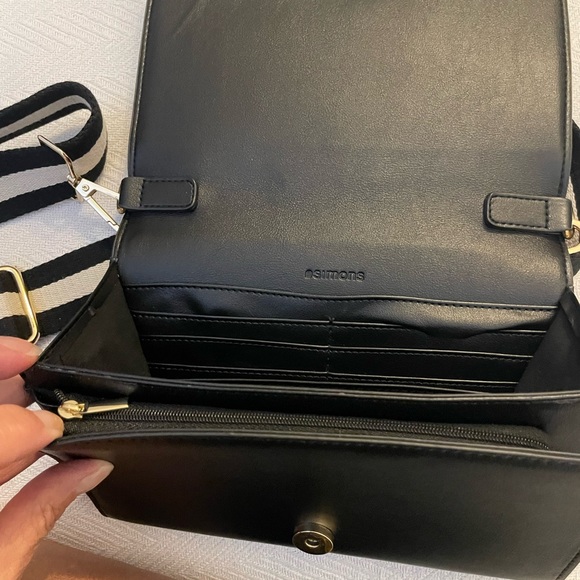 simons - Picture 3 of 5